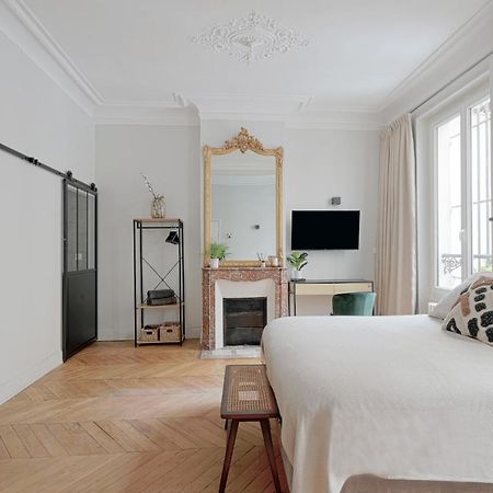 Studio Quartier Champs Elysees 2 Free Netflix باريس المظهر الخارجي الصورة