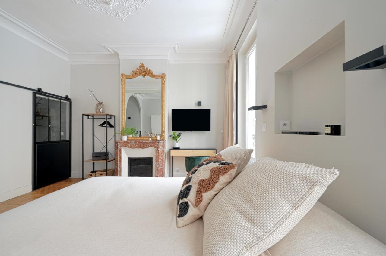 Studio Quartier Champs Elysees 2 Free Netflix باريس المظهر الخارجي الصورة